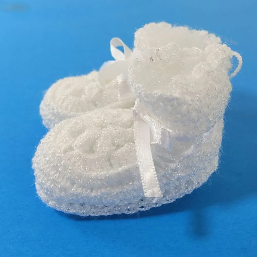 Handmade Crochet Baby Booties Shoes White Newborn Infant Soft Knit Shower Gift